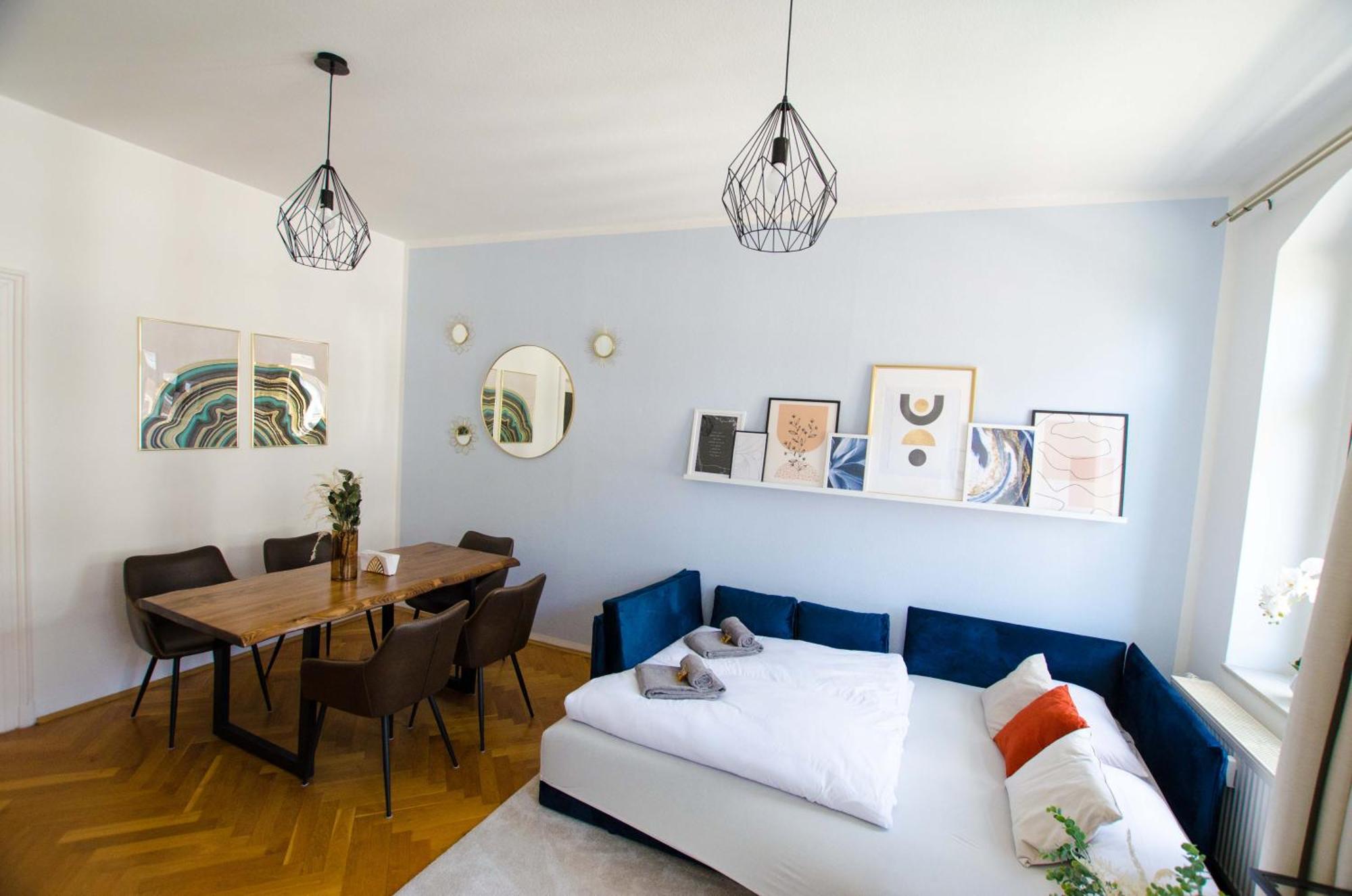 Casarina - Stilvoller Altbau In Zentraler Lage Apartment Dresden Bagian luar foto